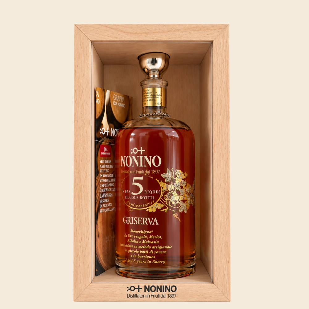 Nonino ÙE® Anniversary Riserva Monovitigni® 5 Jahre 43 % Vol. 700 ml in Holzkiste